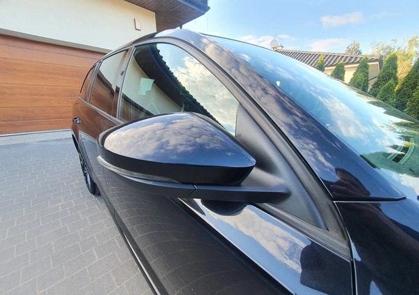 Skoda Octavia cena 56999 przebieg: 246281, rok produkcji 2015 z Grudziądz małe 781